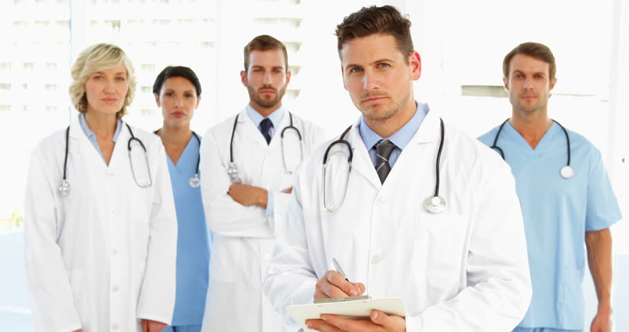 Đội ngũ nhân sự